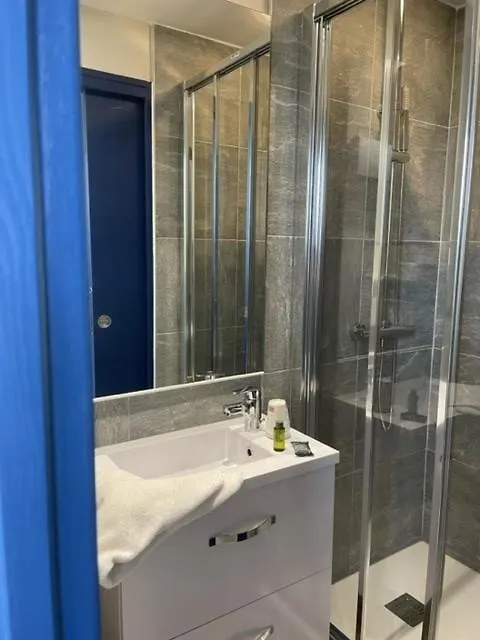 Hotel La Rua Albiez-Montrond 0*,  France
